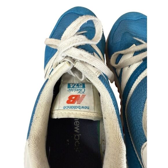 New Balance 574 Blue Red White Suede Mesh Sneakers Men’s 10.5 ML574HC2 - Picture 10 of 14